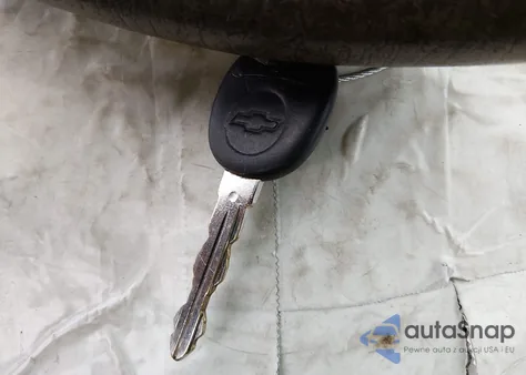 2005 Chevrolet Classic z USA, uszkodzony, nr VIN 1G1ND52F85M183777